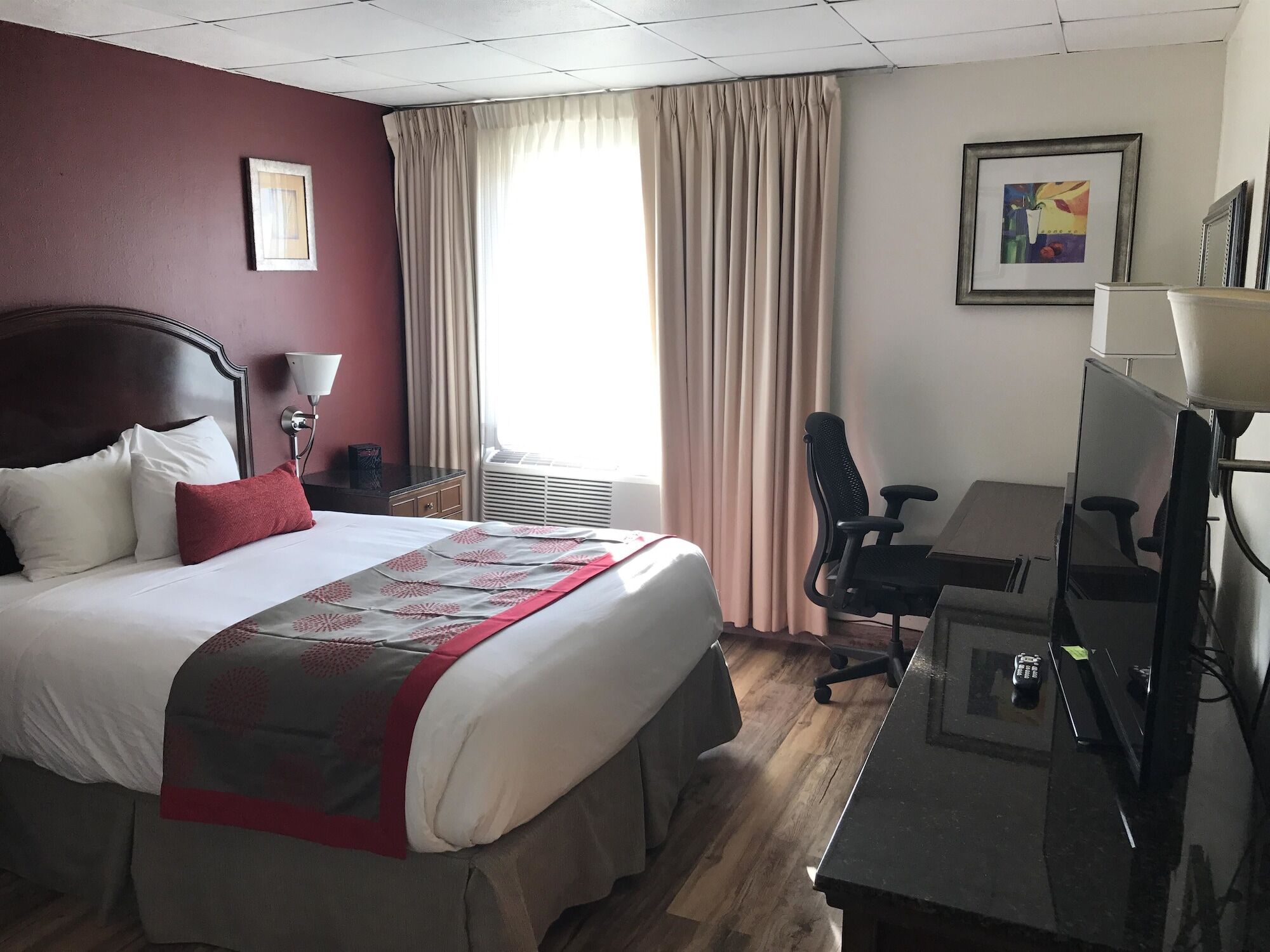 Ramada By Wyndham Albert Lea Exterior photo