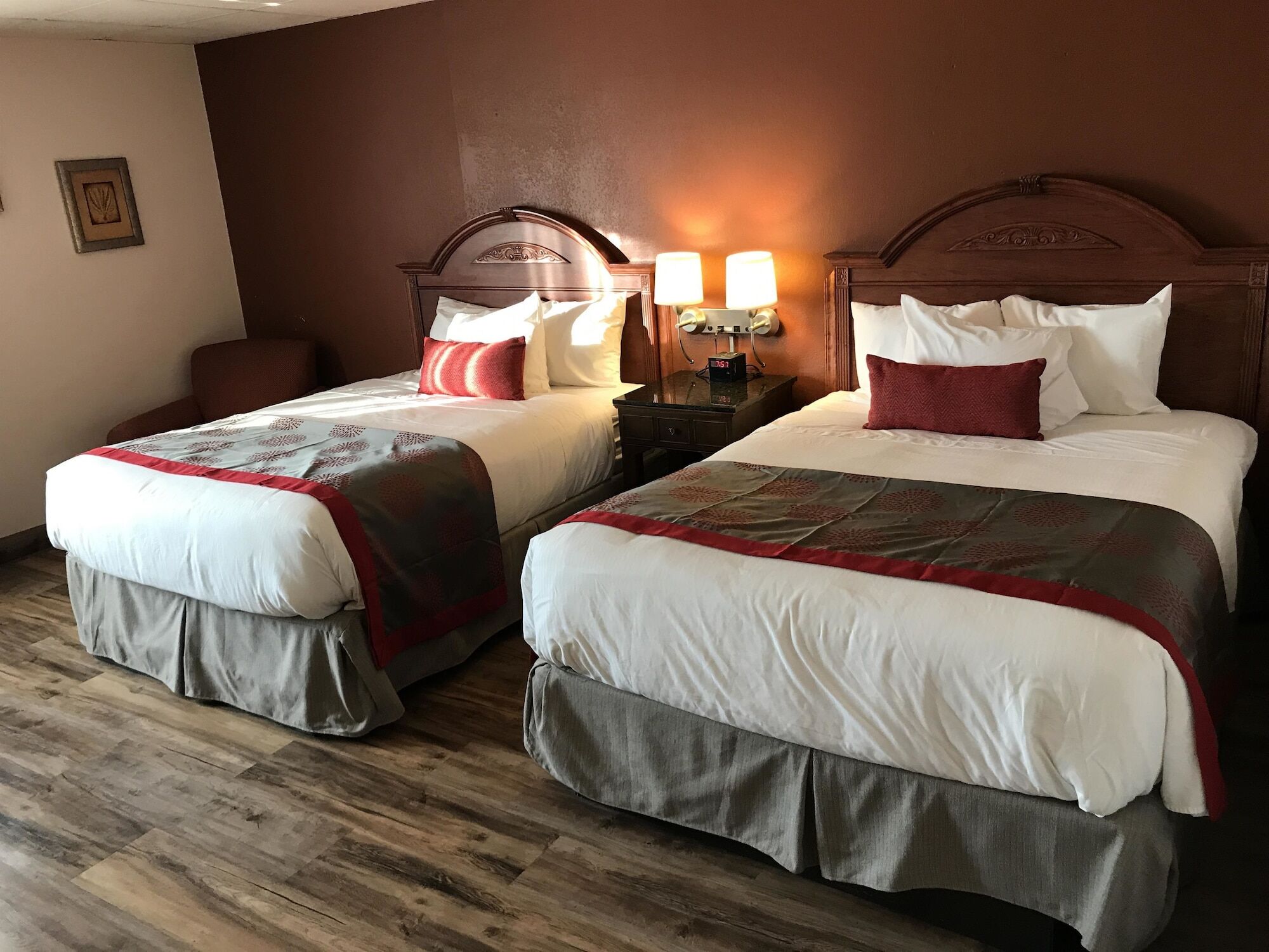 Ramada By Wyndham Albert Lea Exterior photo